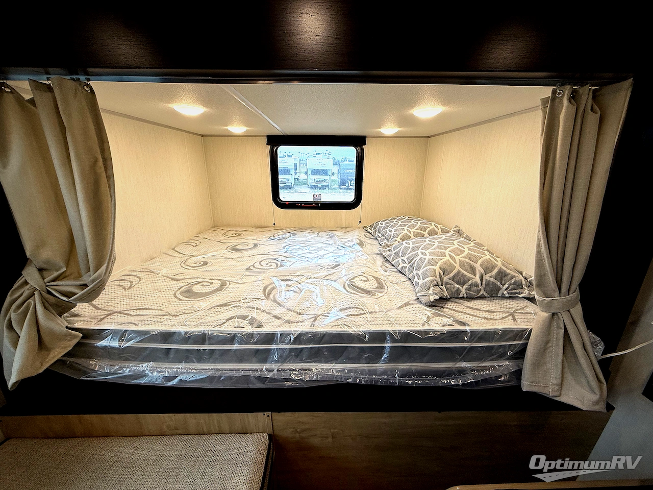 2026 Forest River Cherokee Wolf Pup Black Label 19SMBL Photo 12