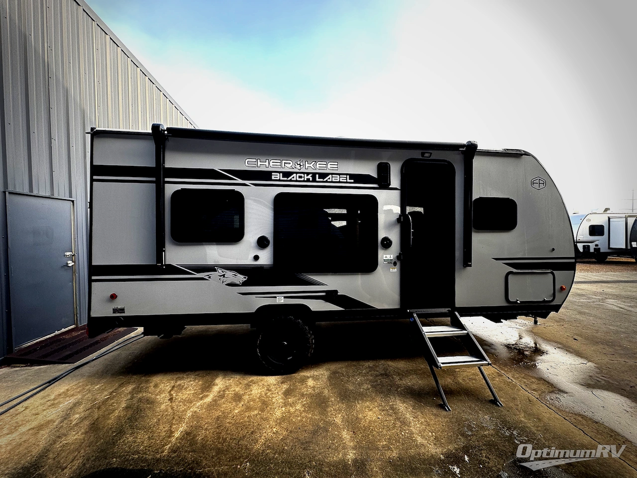 2026 Forest River Cherokee Grey Wolf Black label 23MKBL Photo 2