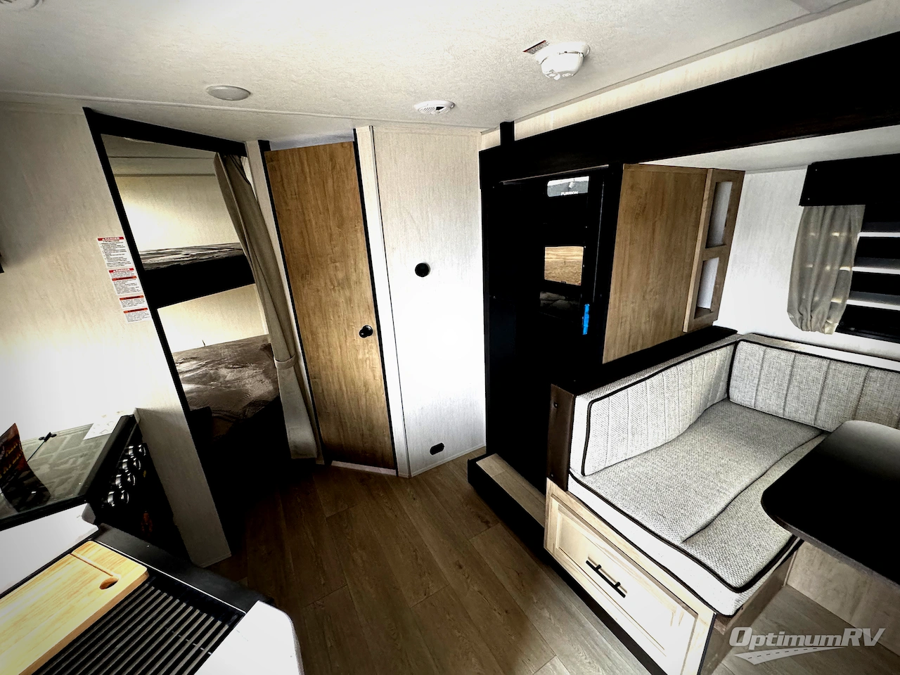 2026 Forest River Cherokee Grey Wolf 23MS Photo 4