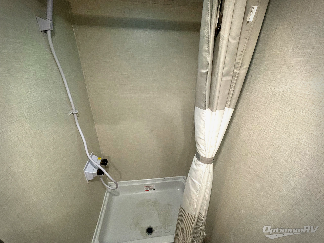 2026 Coachmen Clipper Cadet 17CBH Photo 22