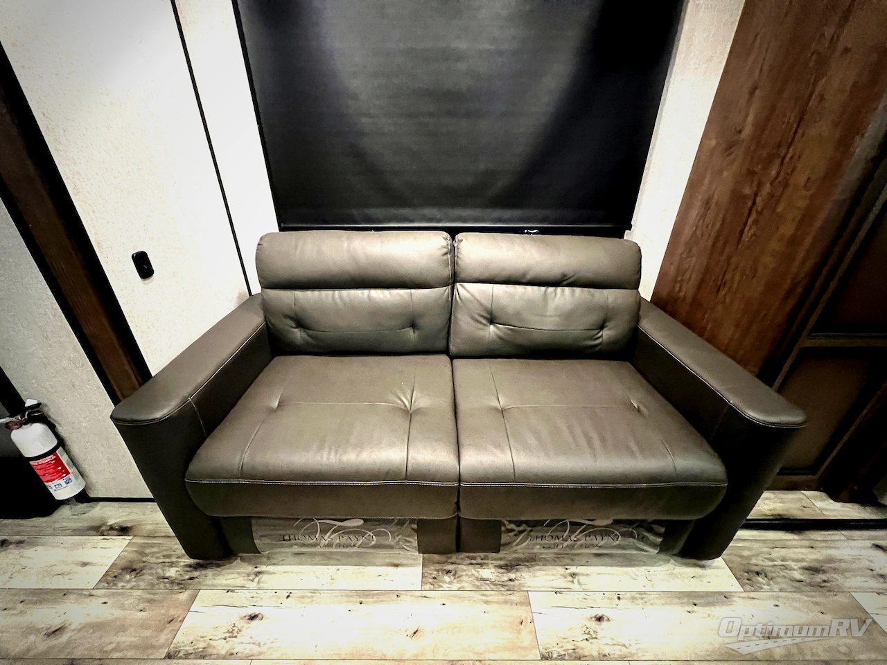 2022 KZ Venom 4113TK Photo 7