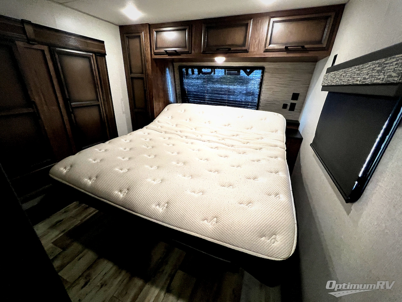 2022 KZ Venom 4113TK Photo 22