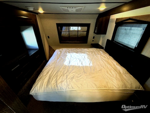 2018 Keystone Raptor 428SP RV Photo 4