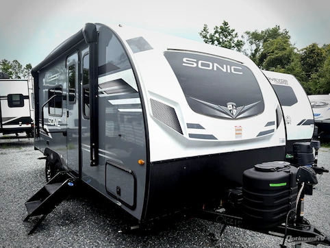 Used 2024 Venture Sonic SN190VRB Featured Photo