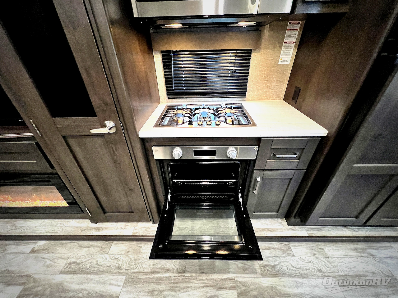 2021 Grand Design Reflection 303RLS Photo 8