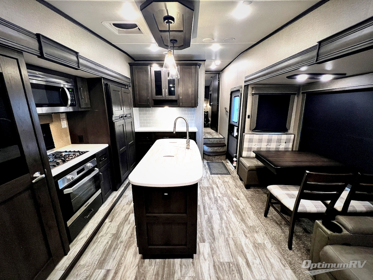 2021 Grand Design Reflection 303RLS Photo 5