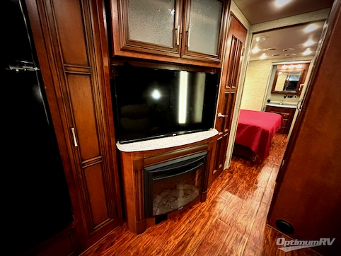 2017 Newmar Canyon Star 3710 RV Photo 3
