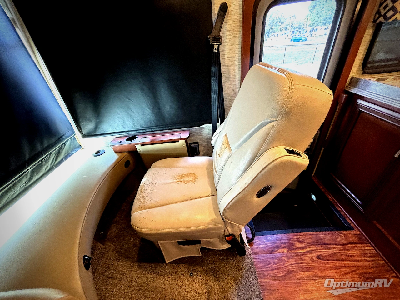 2017 Newmar Canyon Star 3710 Photo 9