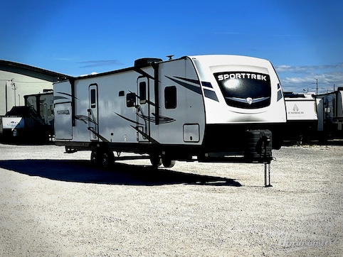 Used 2024 Venture SportTrek ST332VBH Featured Photo