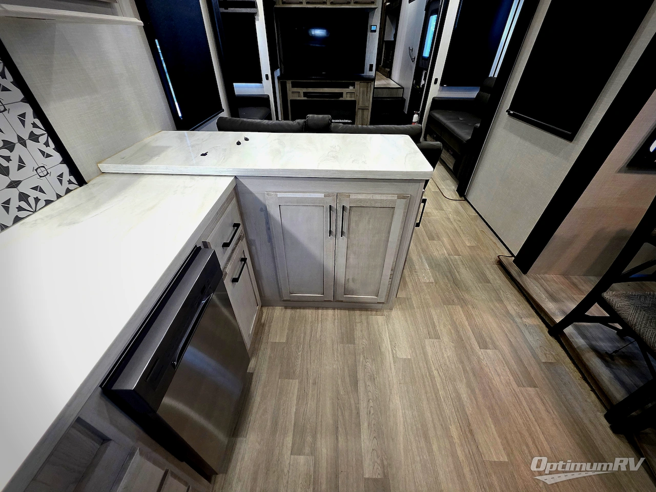 2023 KZ Durango Gold G391RKF Photo 13