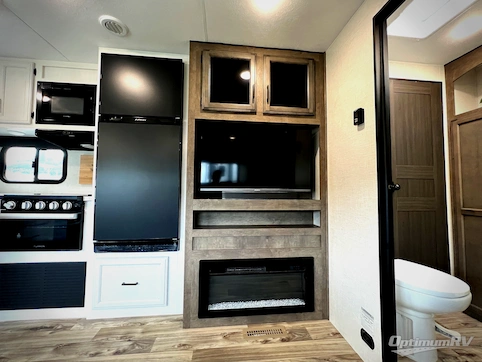 2024 Venture SportTrek ST271VMB RV Photo 2