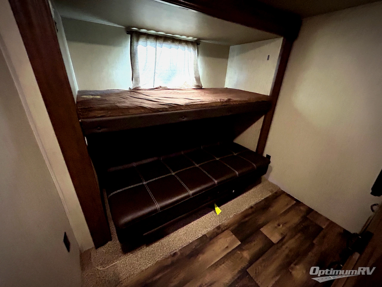 2019 Forest River Sandpiper 372LOK Photo 15