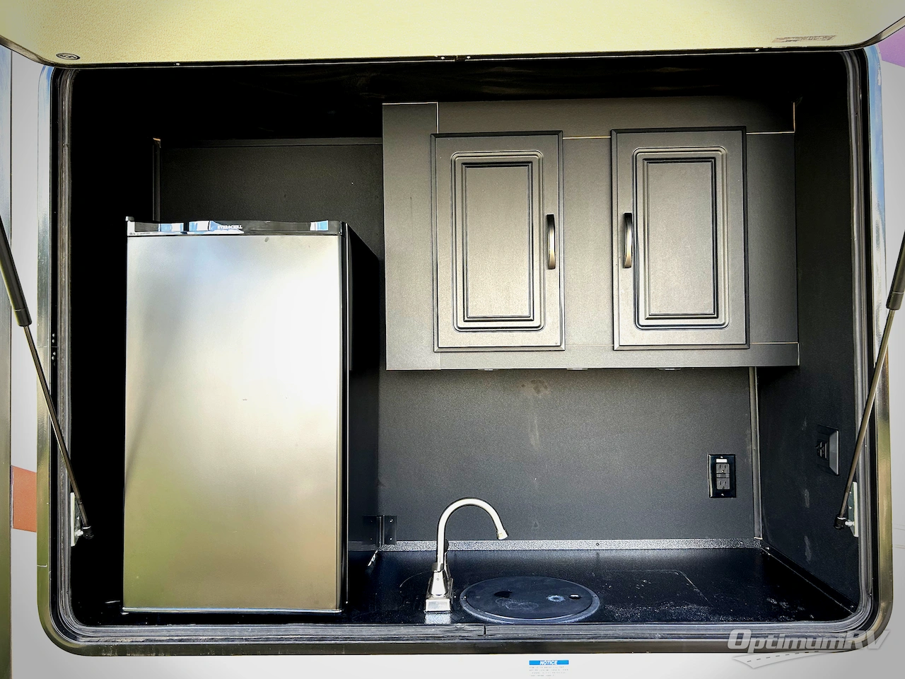 2019 Forest River Sandpiper 372LOK Photo 23