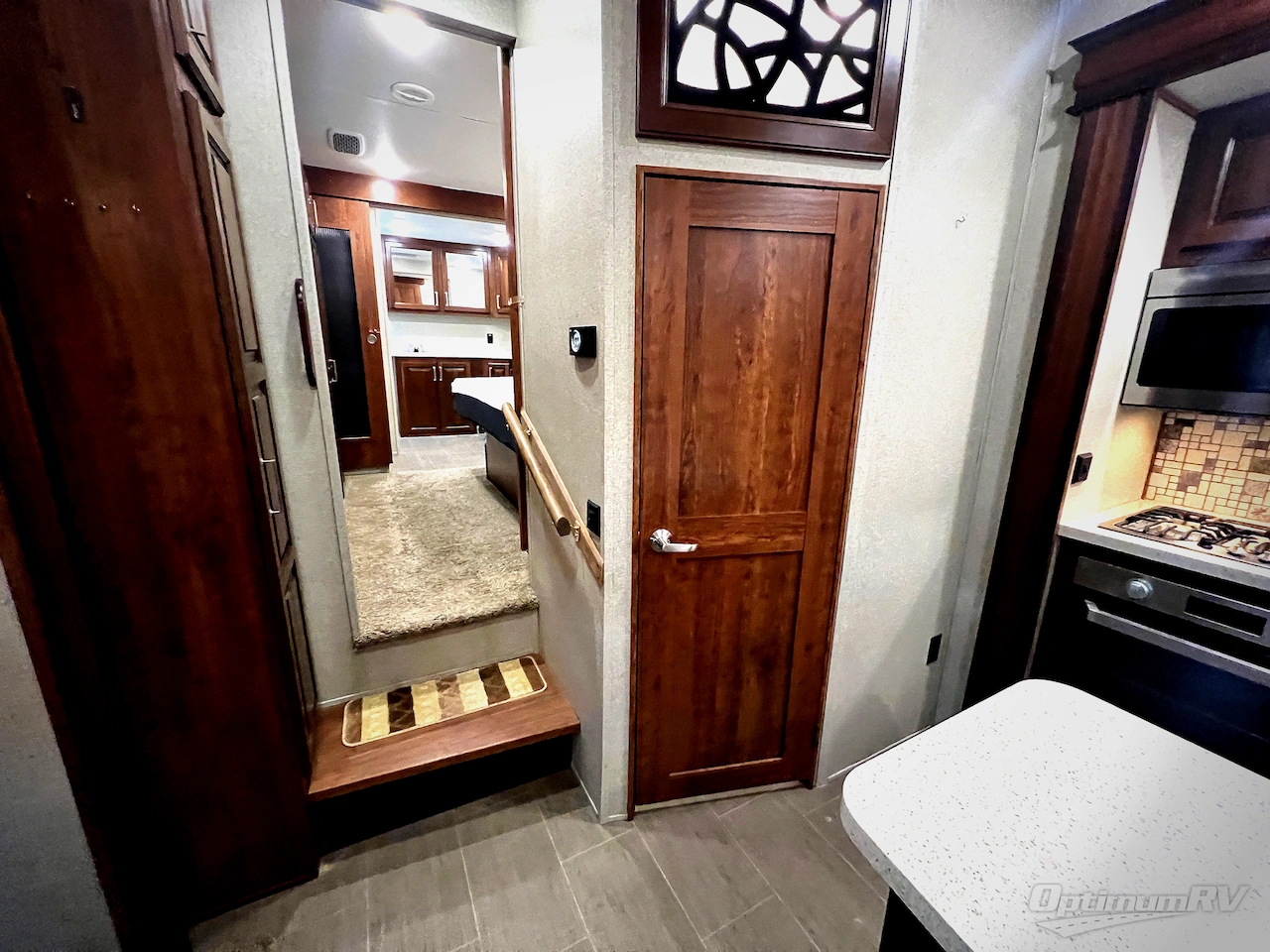 2018 Keystone alpine 3700FL Photo 30
