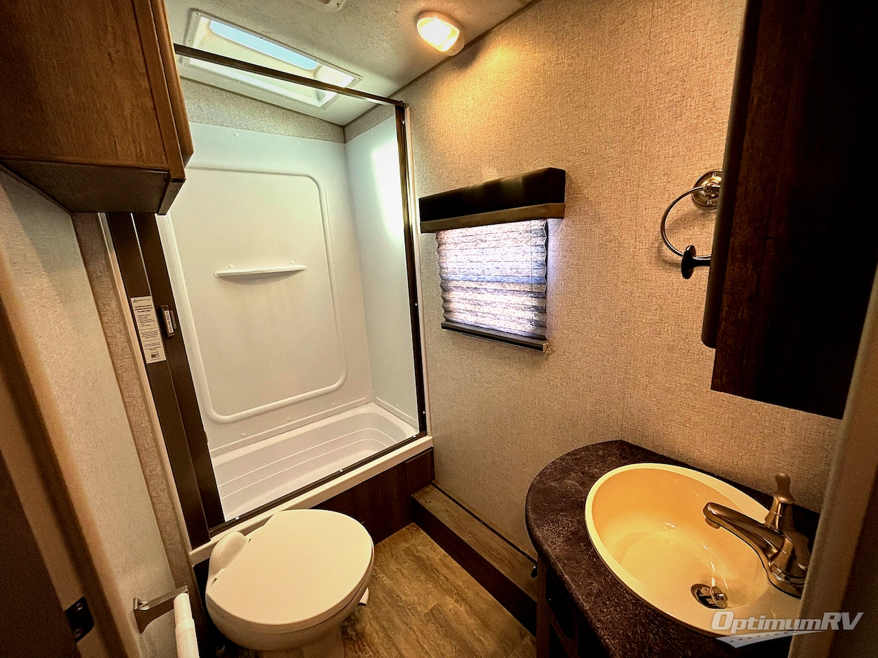 2025 Northwood Nash 24B Photo 9