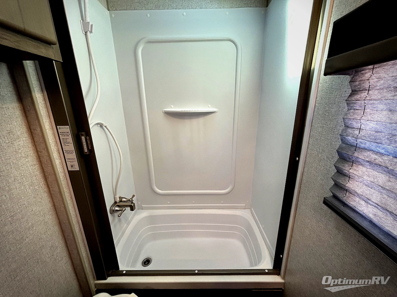 2025 Northwood Nash 24B Photo 11