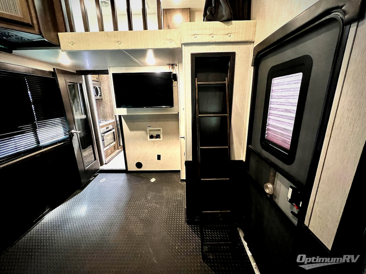 2018 Heartland Cyclone 4005 Photo 20