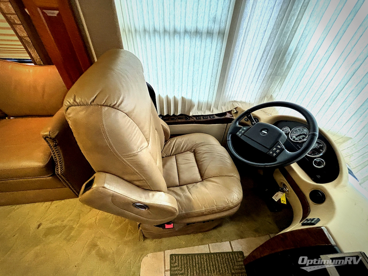 2004 Newmar Mountain Aire 4016 Photo 7