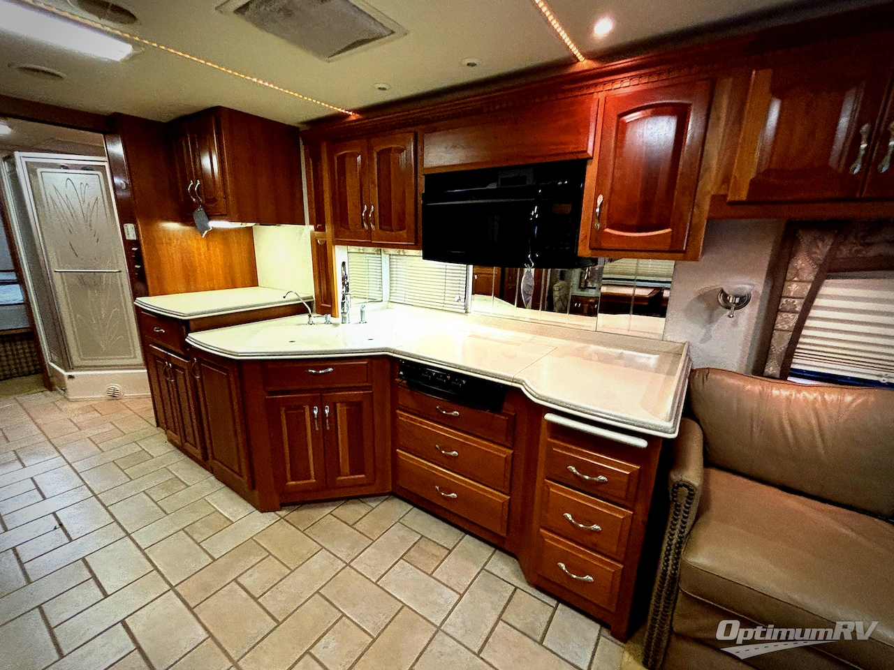 2004 Newmar Mountain Aire 4016 Photo 13