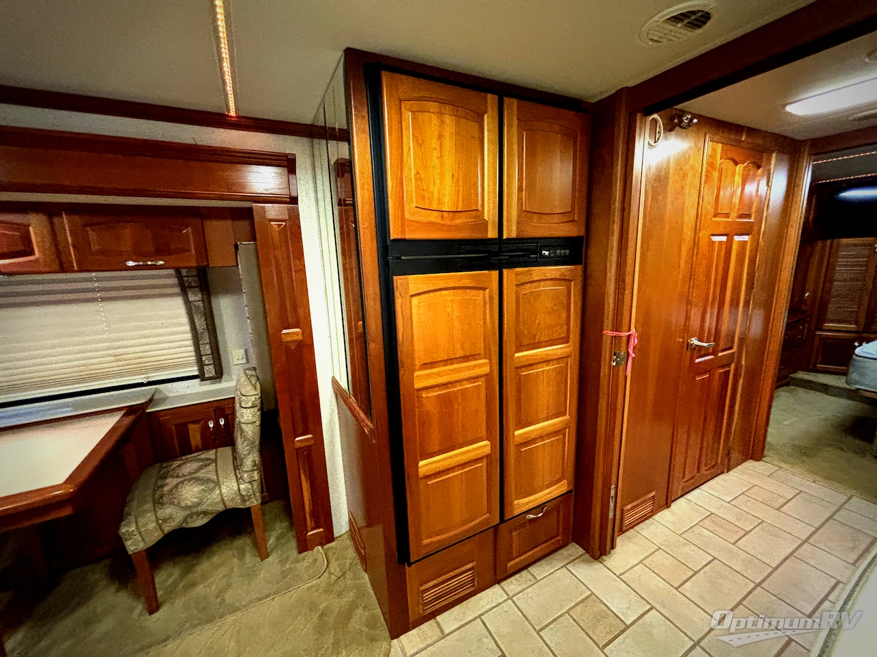 2004 Newmar Mountain Aire 4016 Photo 15