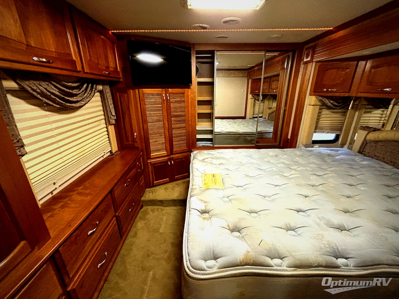 2004 Newmar Mountain Aire 4016 Photo 20