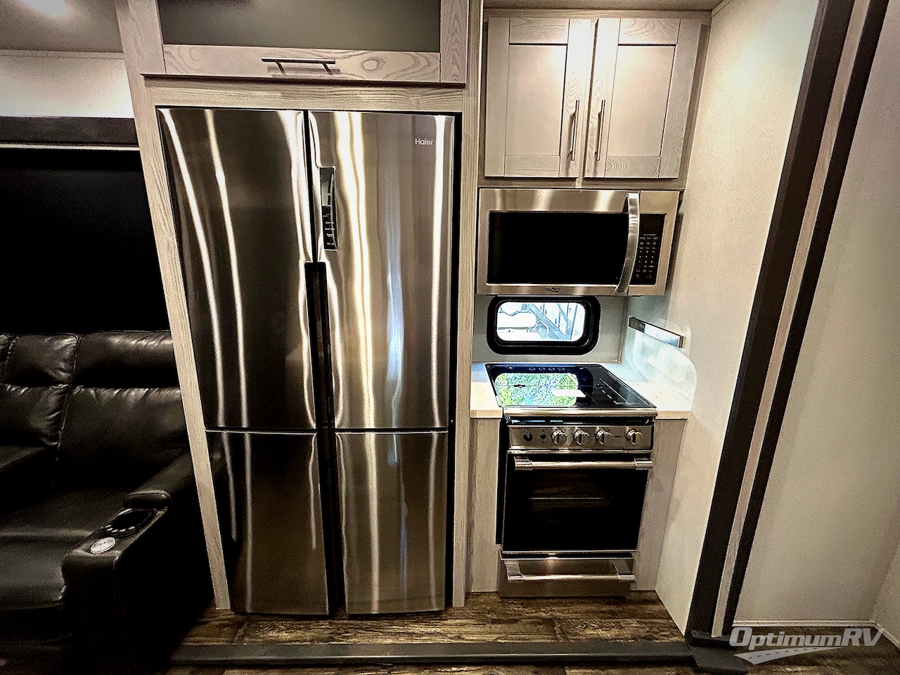 2023 Keystone Fuzion 430 Photo 6