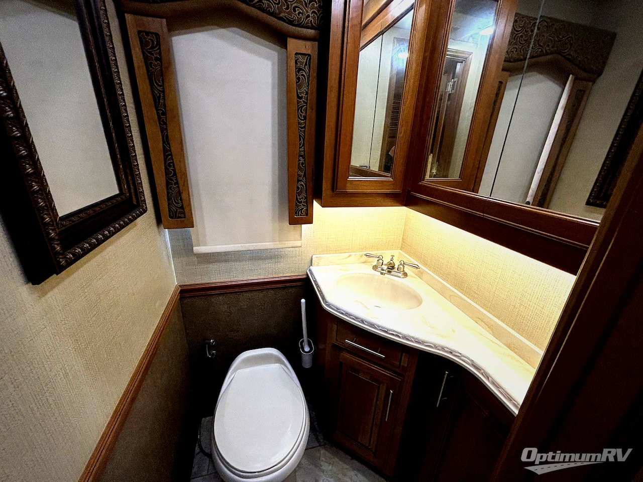 2017 Entegra Aspire 42RBQ Photo 16