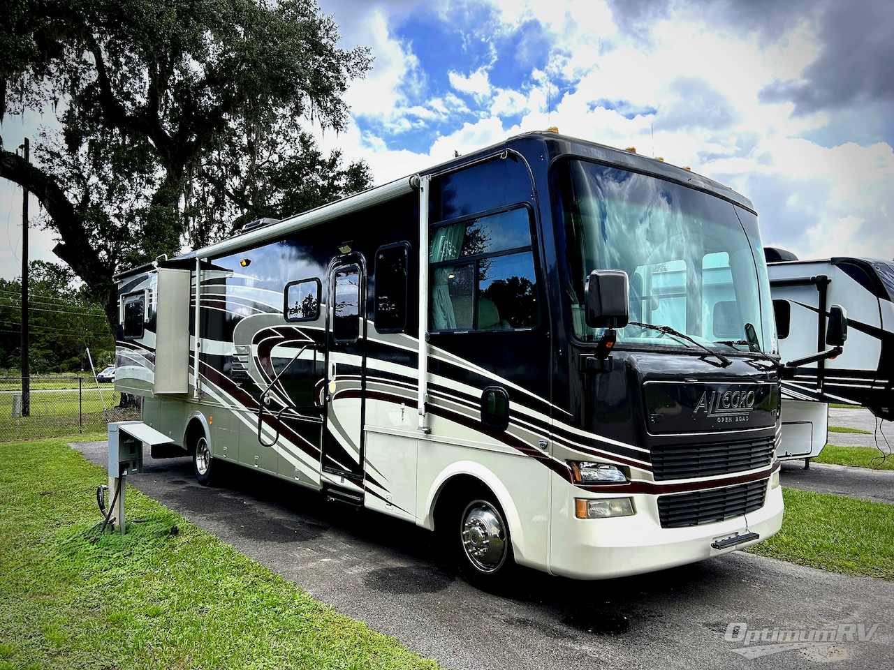 2006 Tiffin Allegro 32 BA Photo 1