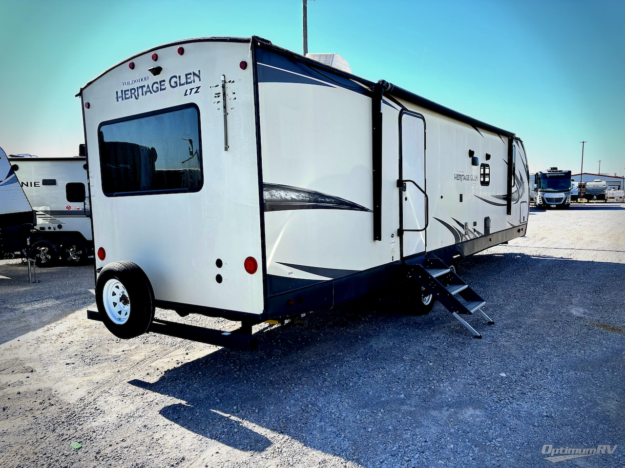 2019 Forest River Wildwood Heritage Glen LTZ 322BH Photo 2