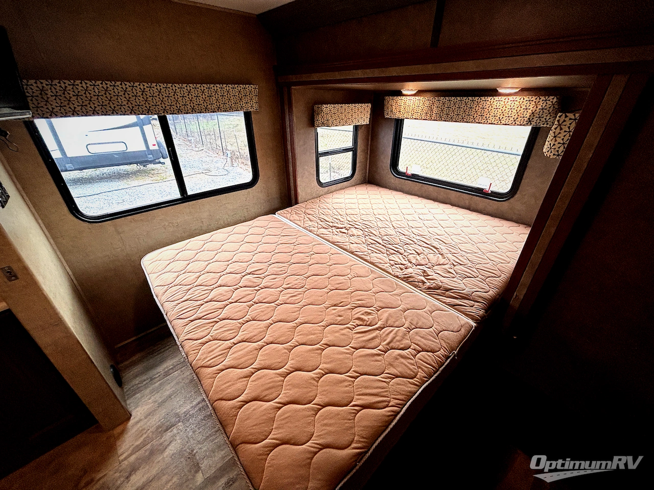 2017 Forest River Sunseeker 2500TS Ford Photo 12