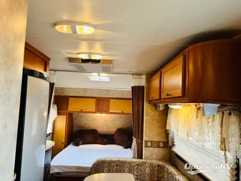 2012 Gulf Stream Visa 19 RGU RV Photo 2