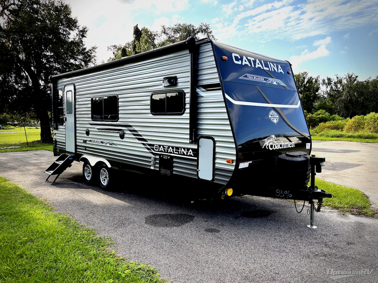2024 Coachmen Catalina Trail Blazer 18TH Photo 1