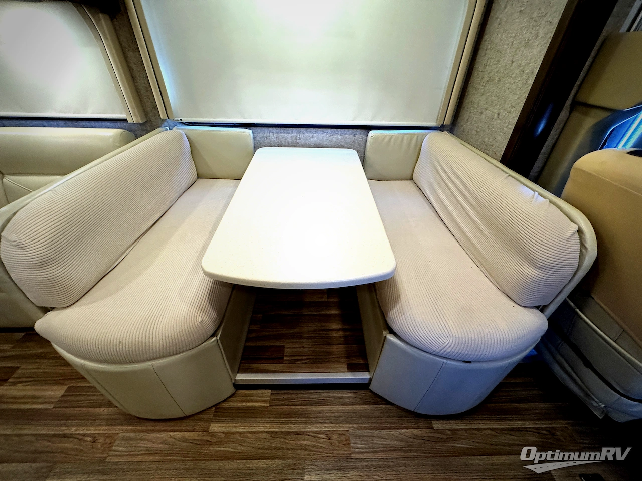 2017 Thor Miramar 37.1 Photo 13