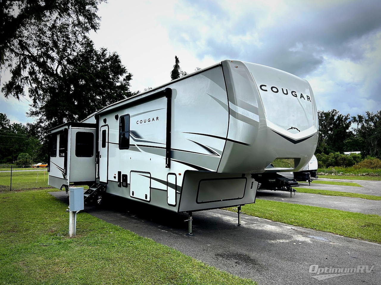 2023 Keystone Cougar 355FBS Photo 1