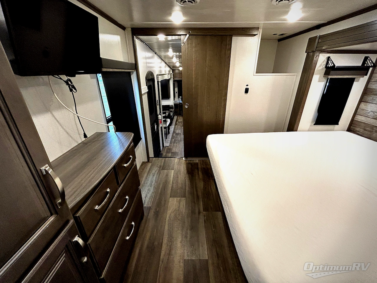 2023 Keystone Cougar 355FBS Photo 14