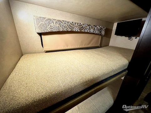 2018 Dynamax DX3 37BH RV Photo 3