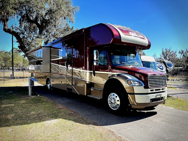 2018 Dynamax DX3 37BH RV Photo 1