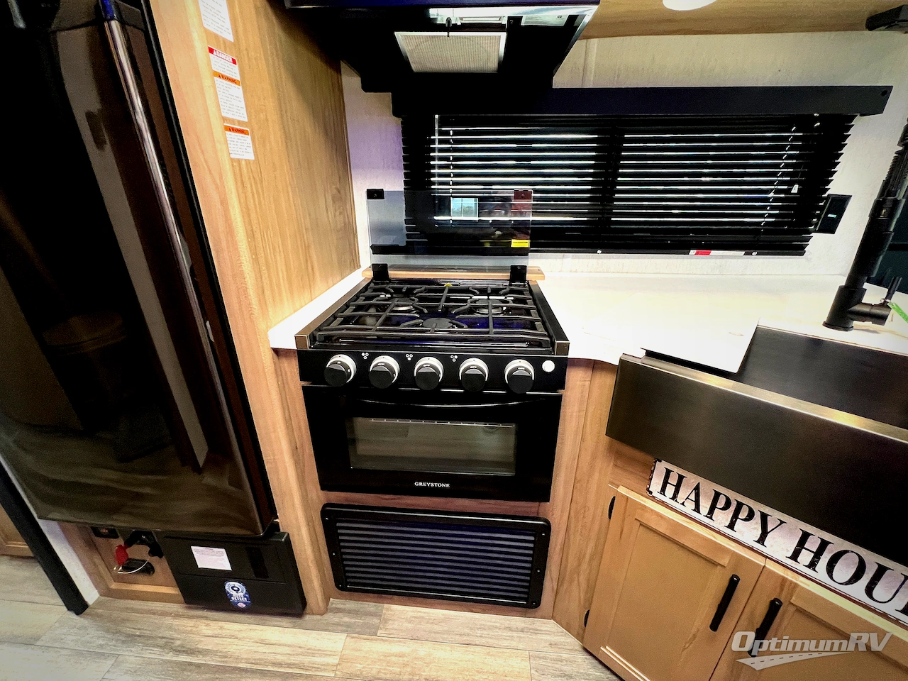 2023 Forest River Cherokee Grey Wolf Black label 23MKBL Photo 16