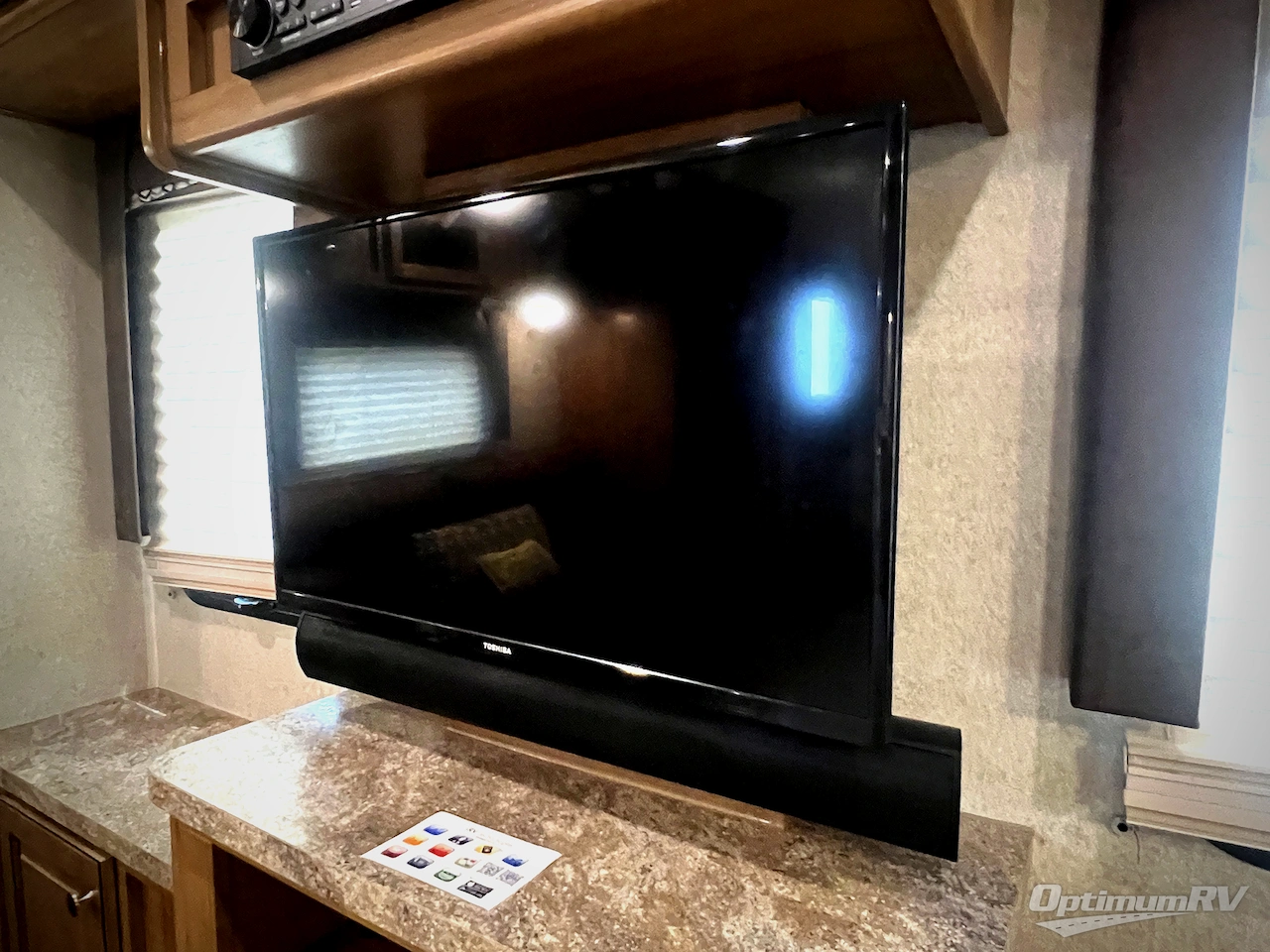 2019 Forest River Rockwood Ultra Lite 2650WS Photo 11
