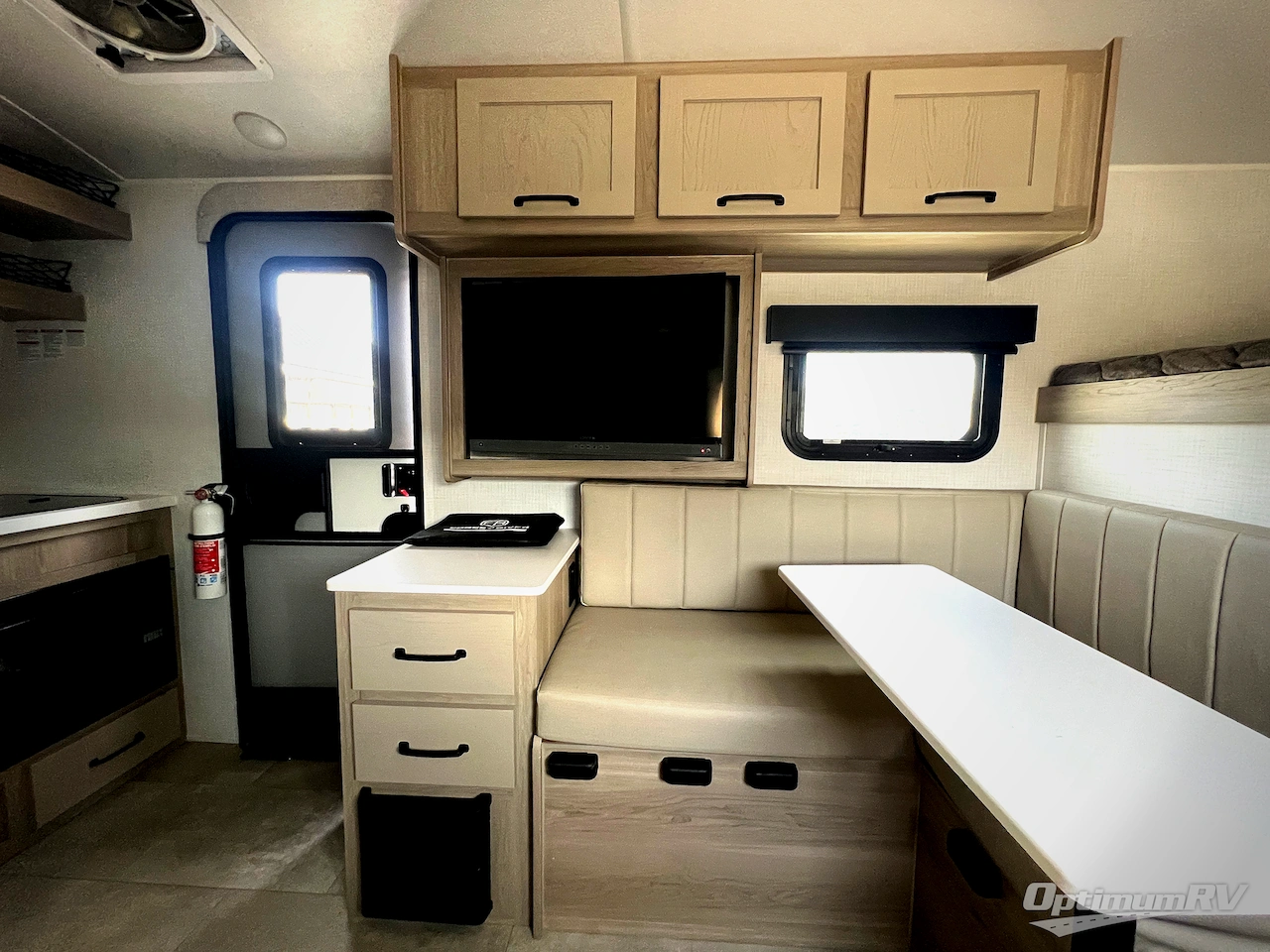 2025 Forest River Rockwood GEO Pro G15RDG Photo 6