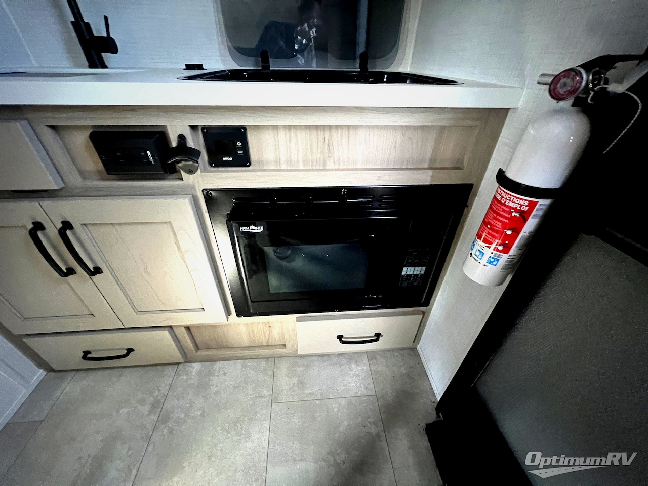 2025 Forest River Rockwood GEO Pro G15RDG Photo 12