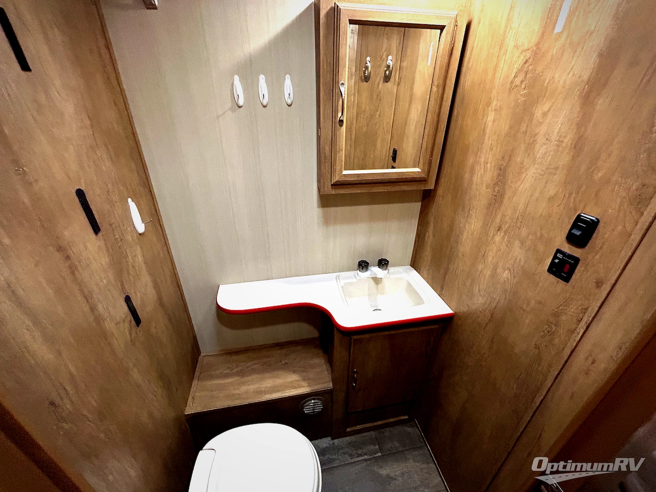 2020 Gulf Stream Vintage Cruiser 19ERD Photo 8