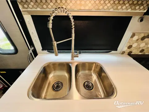 2021 Forest River Georgetown 5 Series 31L5 RV Photo 2