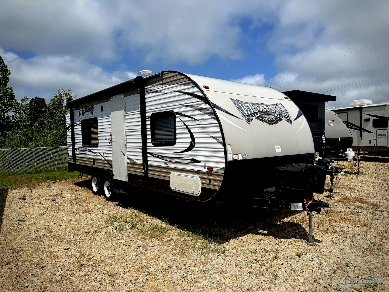 2018 Forest River Wildwood X-Lite 241QBXL Photo 1