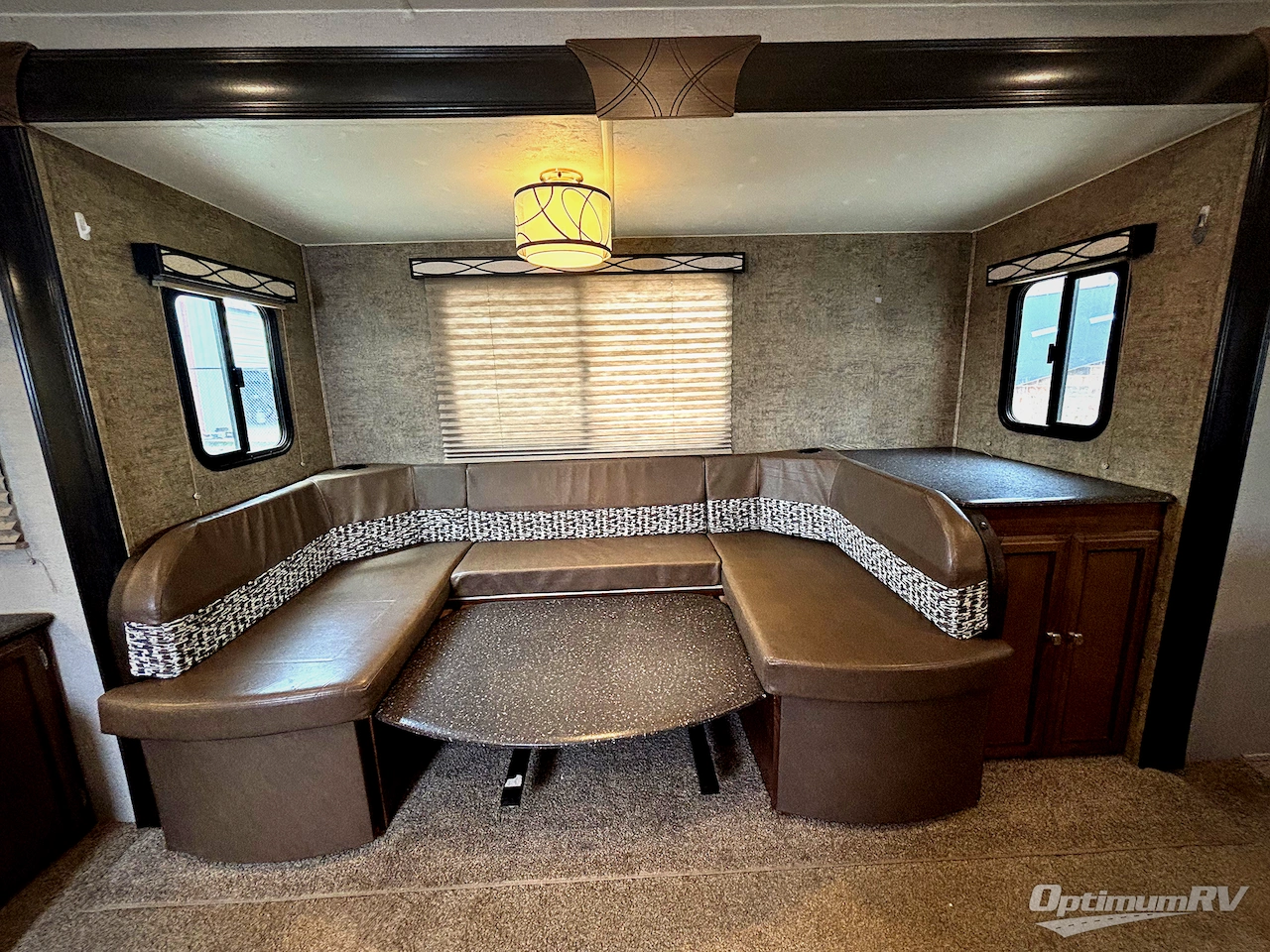 2018 Coachmen Freedom Express Ultra Lite 279RLDS Photo 9