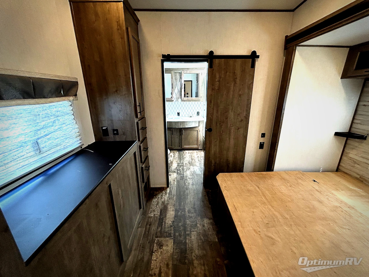2022 Forest River Sabre 37FLH Photo 18