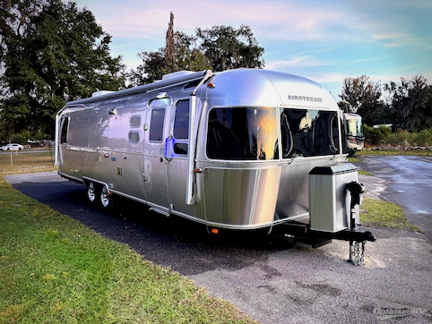 Used 2023 Airstream RV Classic 30RB Featured Photo