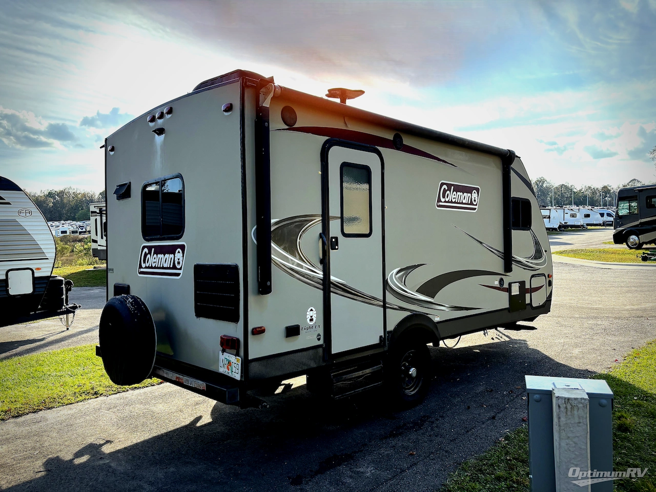 2018 Dutchmen Coleman Light LX 1605FB Photo 2