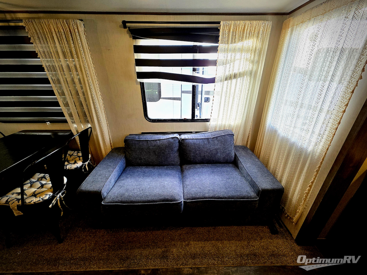 2022 Forest River Sabre 38DBQ Photo 5