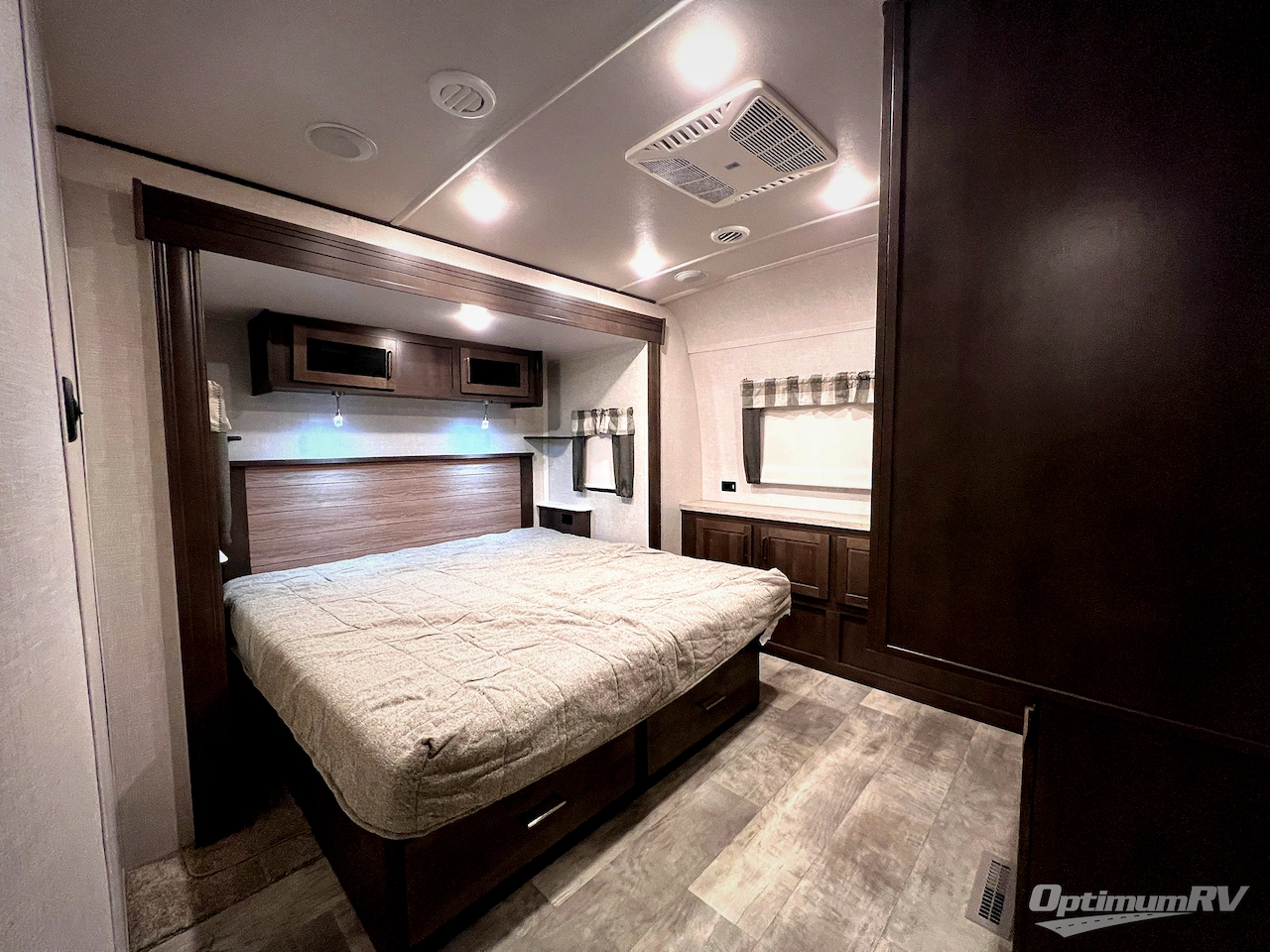 2022 Forest River Flagstaff Classic 832lKRL Photo 39